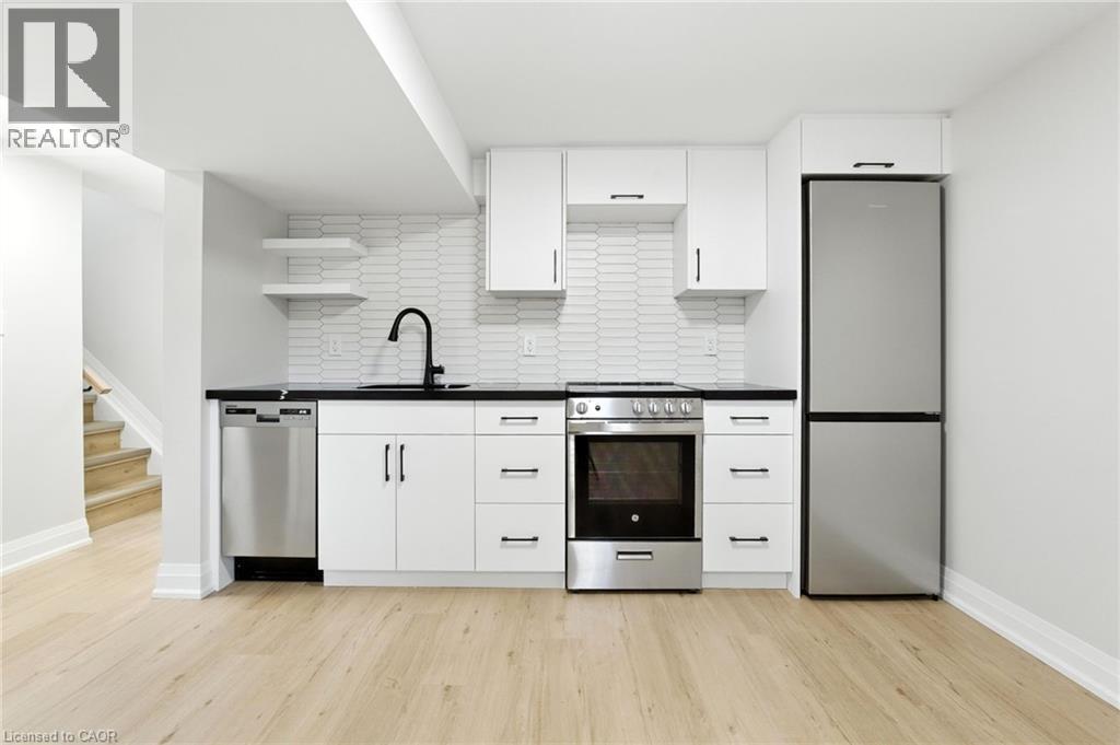 Photo 6 of 929 Upper Ottawa Street Unit B, Hamilton ON