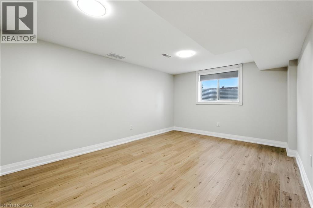 Photo 9 of 929 Upper Ottawa Street Unit B, Hamilton ON