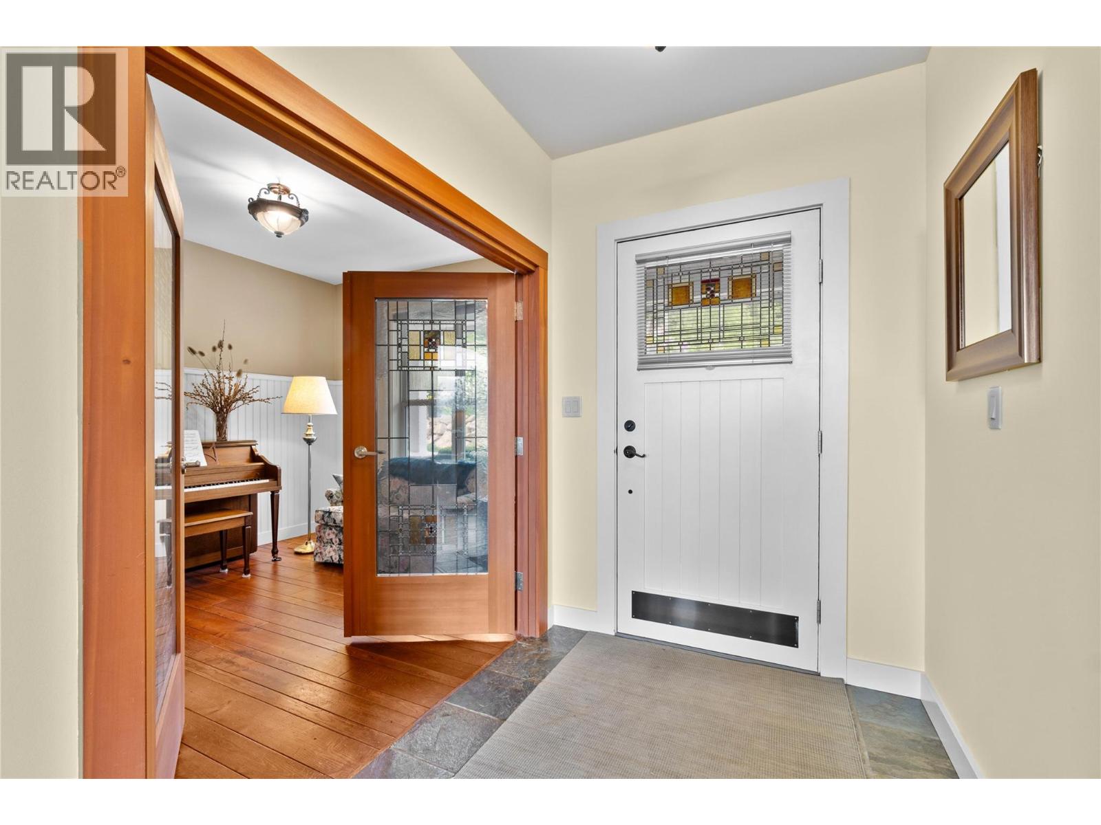 Photo 11 of 2754 Sun Ridge Place, Tappen BC