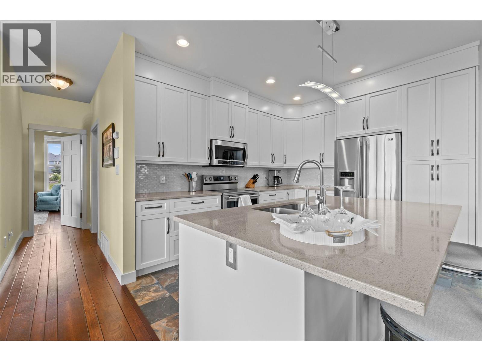 Photo 15 of 2754 Sun Ridge Place, Tappen BC
