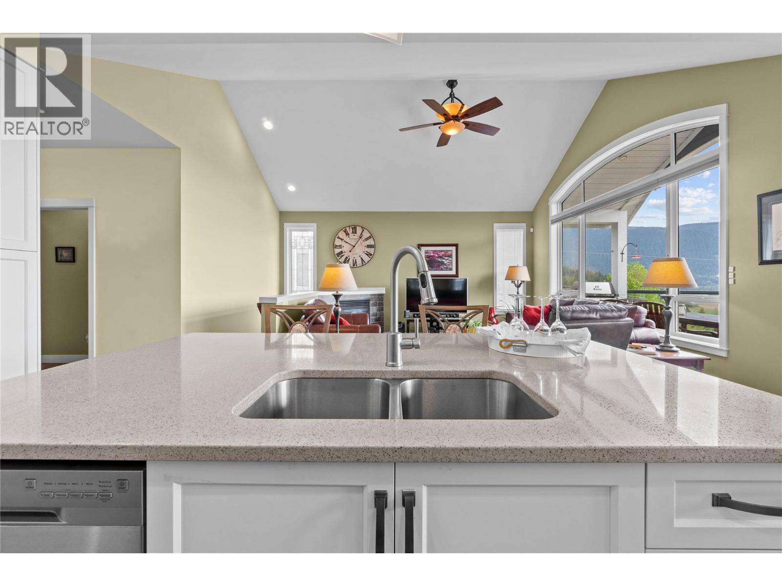 Photo 23 of 2754 Sun Ridge Place, Tappen BC