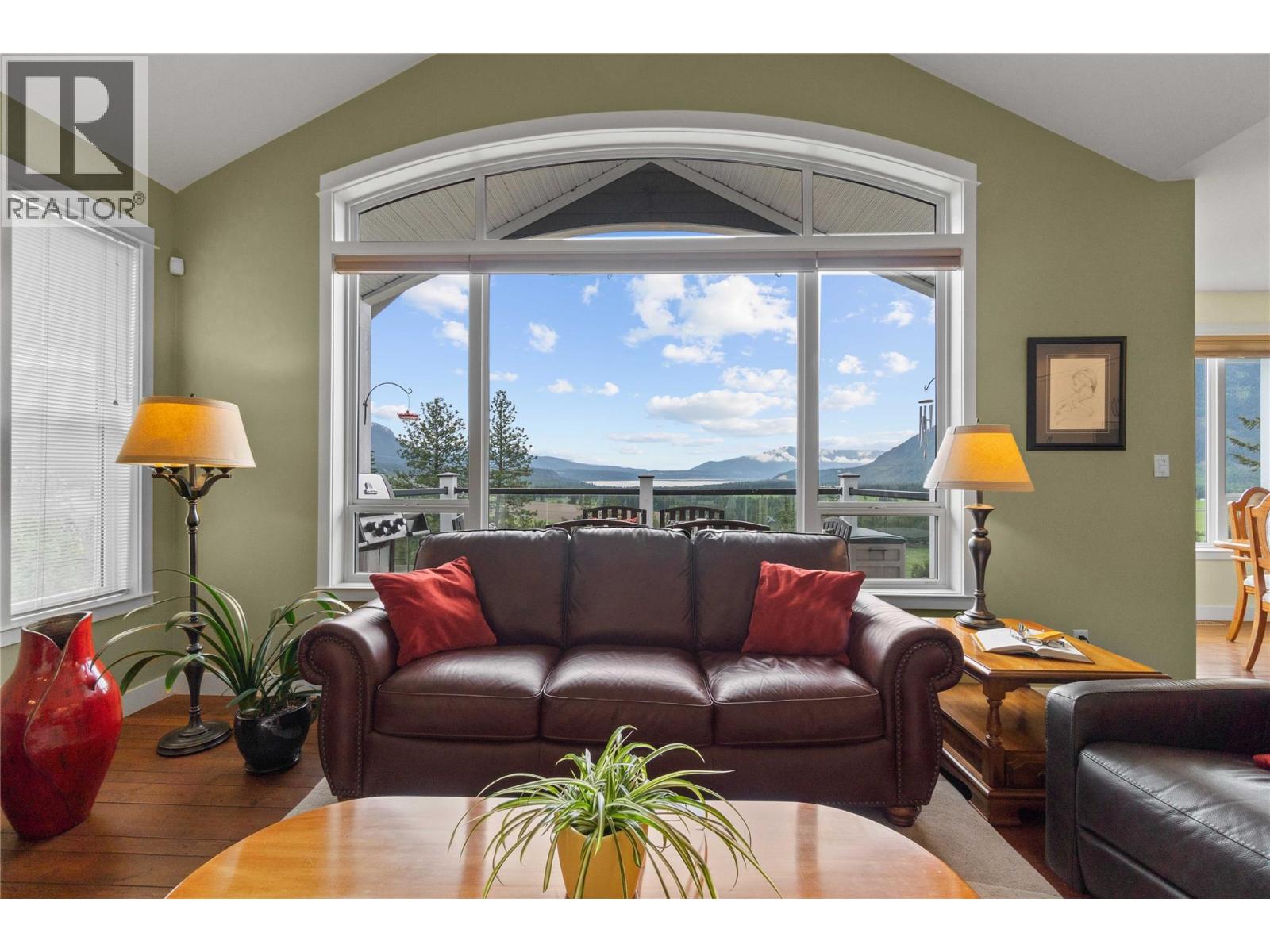 Photo 27 of 2754 Sun Ridge Place, Tappen BC