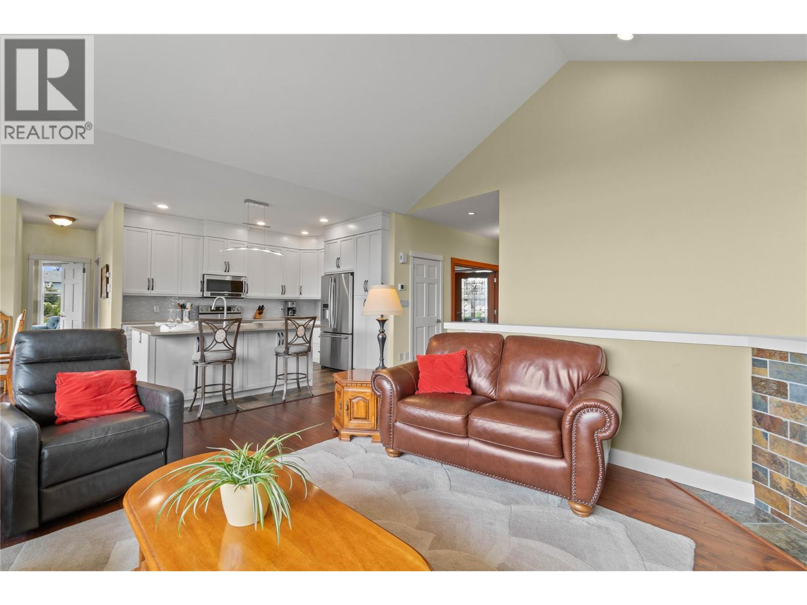 Photo 34 of 2754 Sun Ridge Place, Tappen BC
