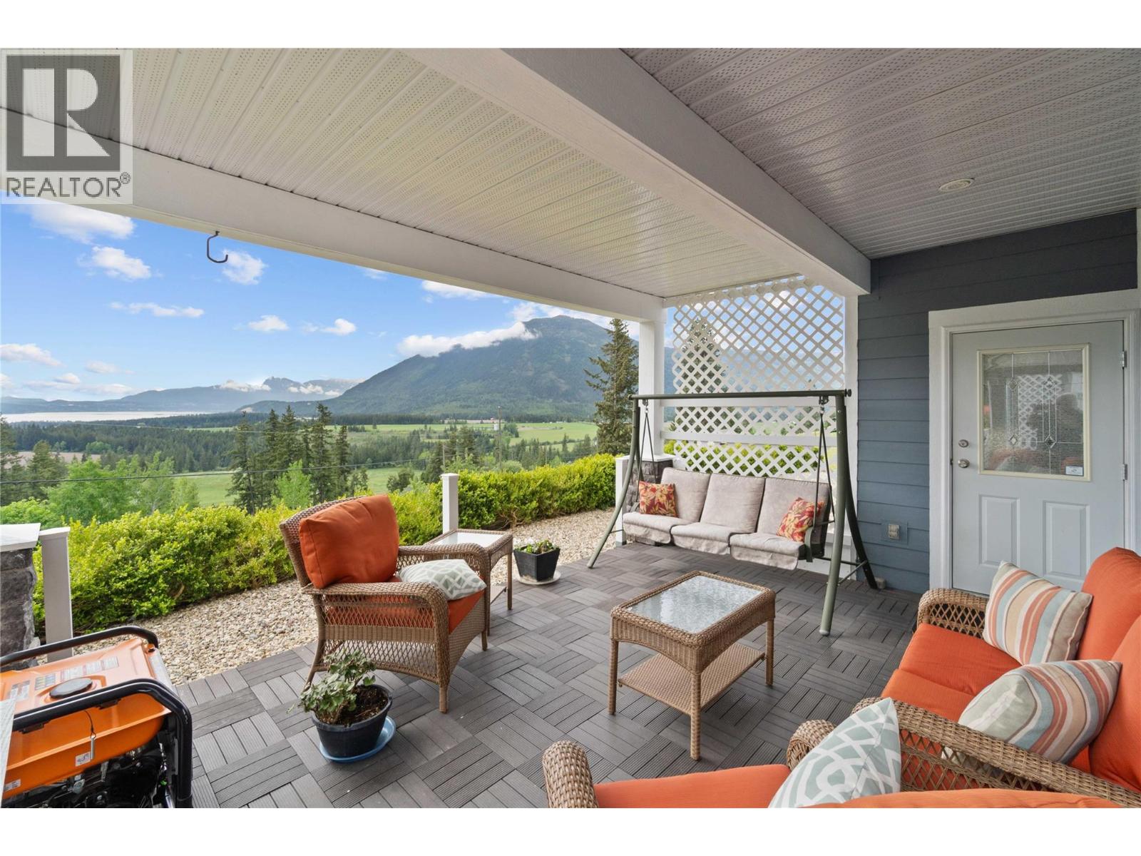 Photo 76 of 2754 Sun Ridge Place, Tappen BC