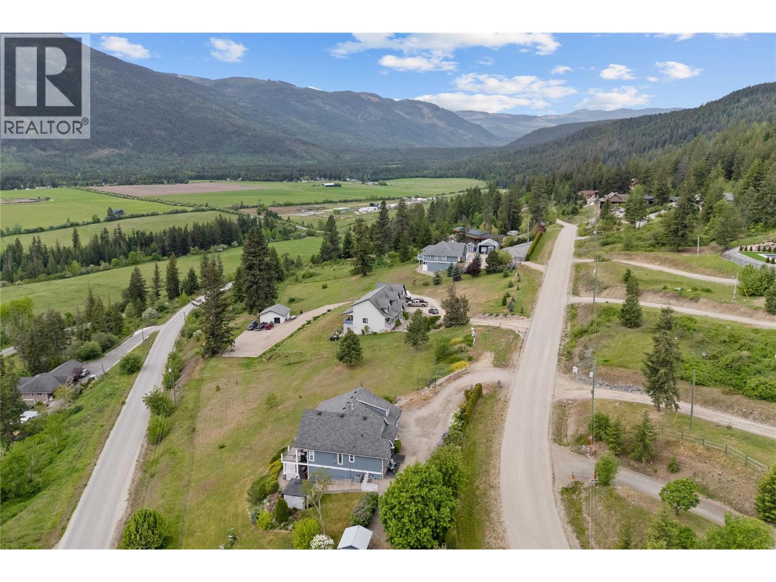 Photo 97 of 2754 Sun Ridge Place, Tappen BC