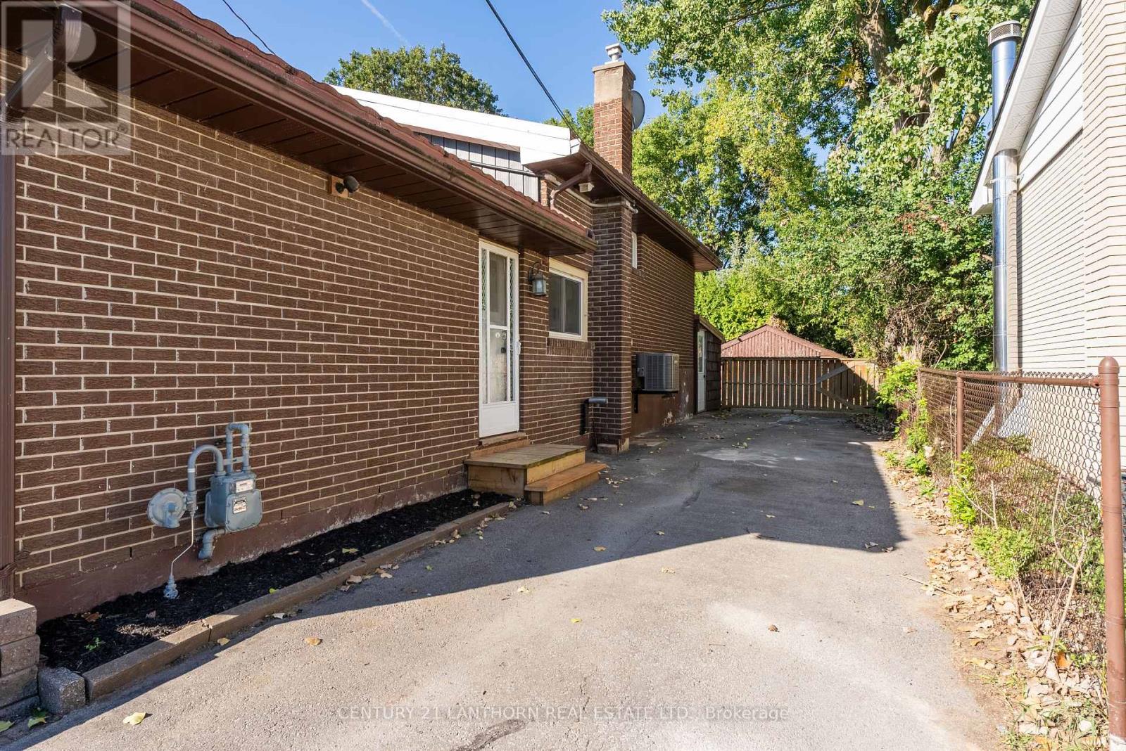 Photo 33 of 94 Rollins Drive, Belleville ON