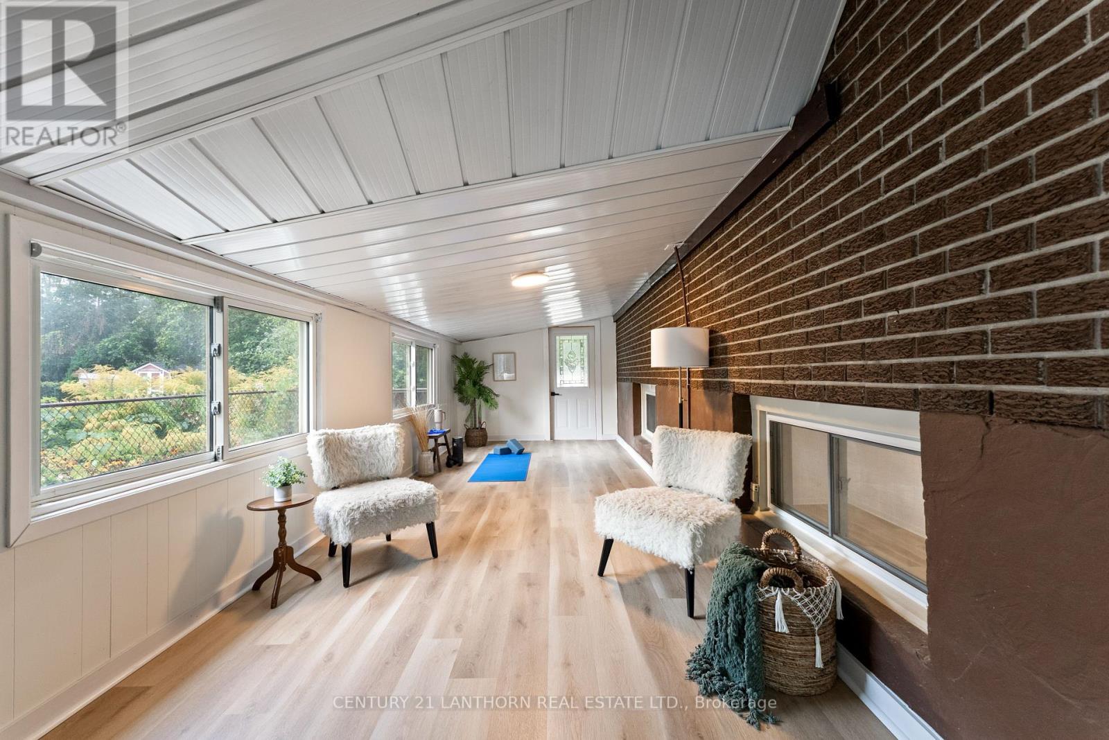 Photo 5 of 94 Rollins Drive, Belleville ON