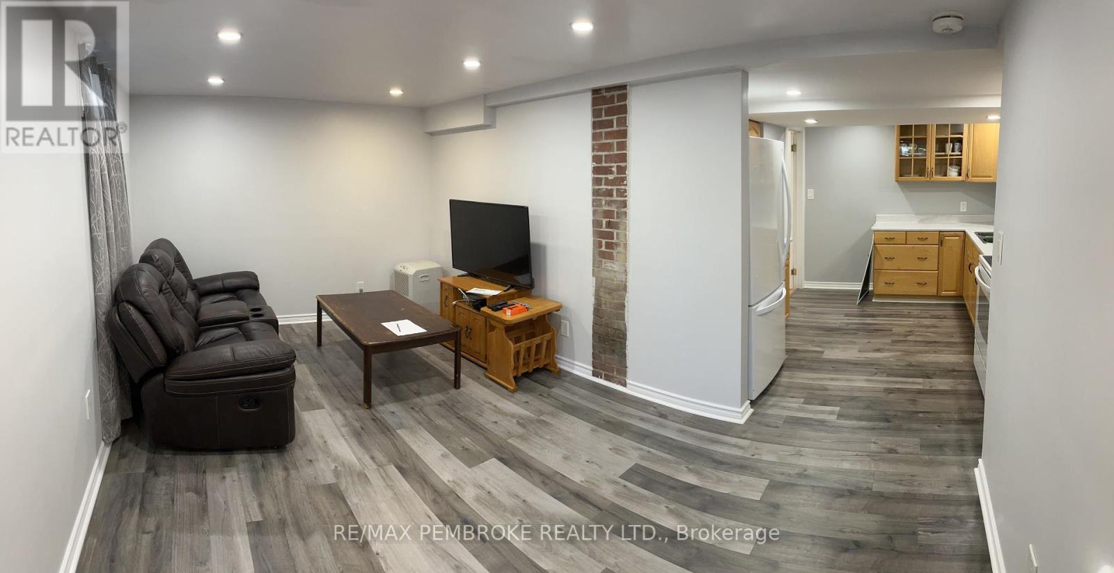 Photo 23 of 382 Mary Street, Pembroke ON