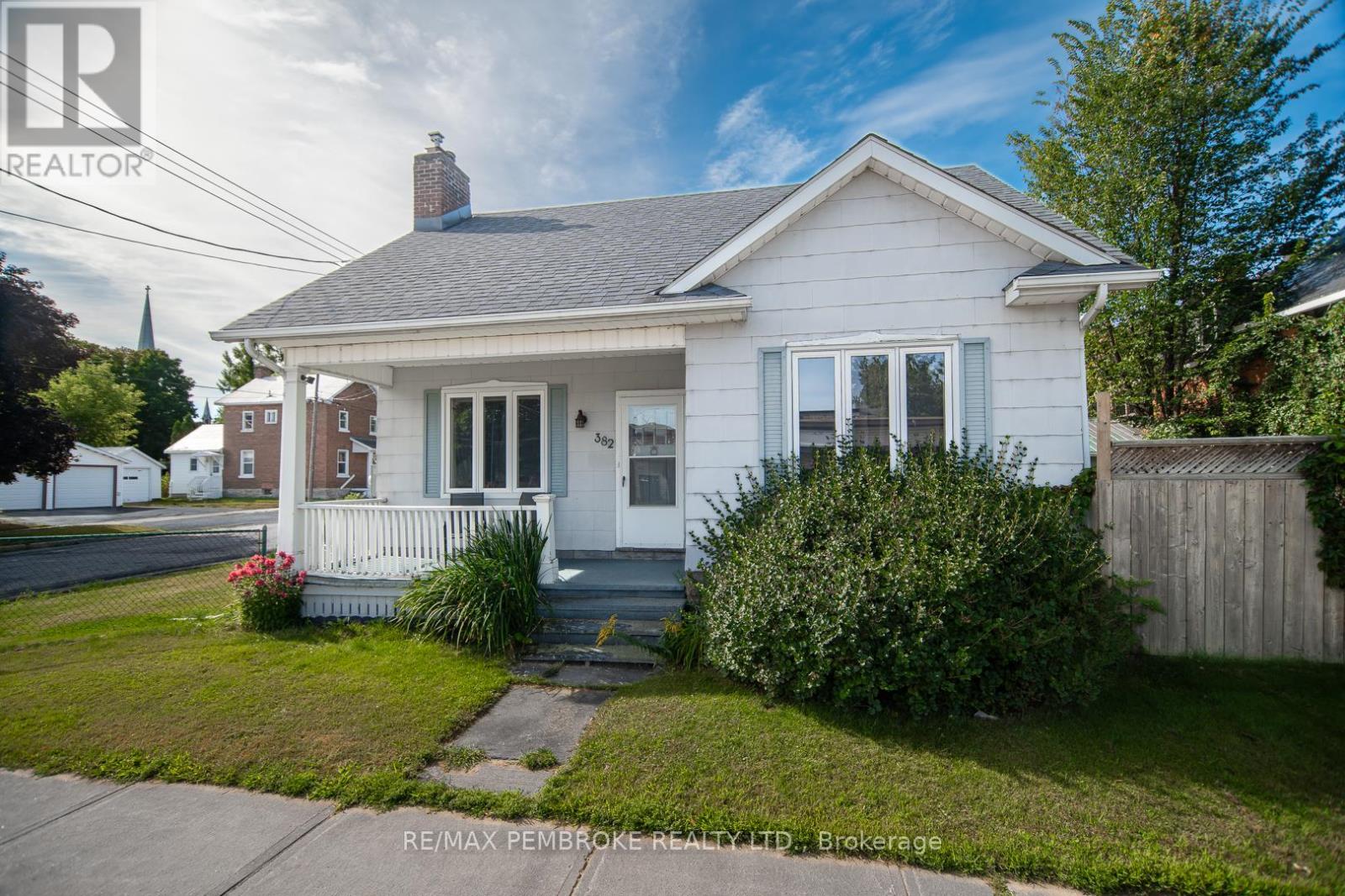 Photo 1 of 382 Mary Street, Pembroke ON