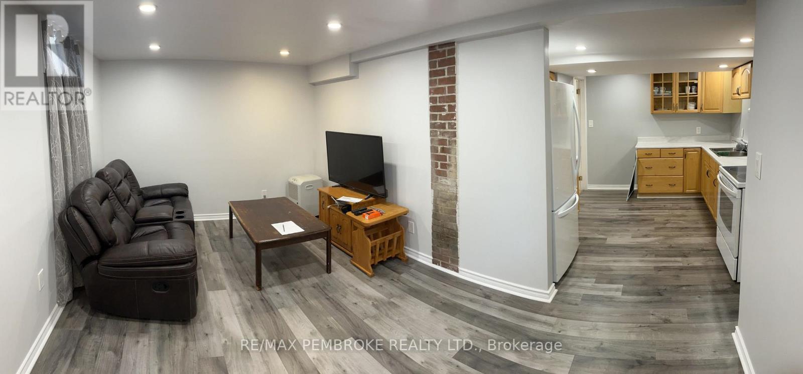 Photo 21 of 382 Mary Street, Pembroke ON