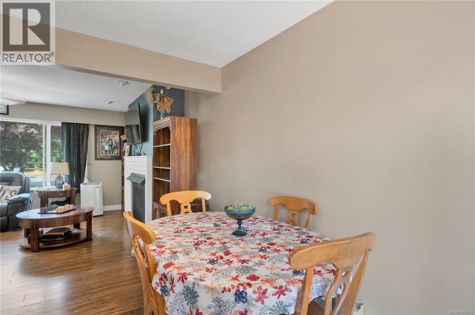 1985 Penfield Rd, Campbell River