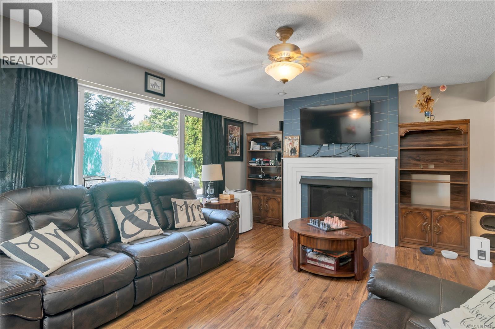 1985 Penfield Rd, Campbell River