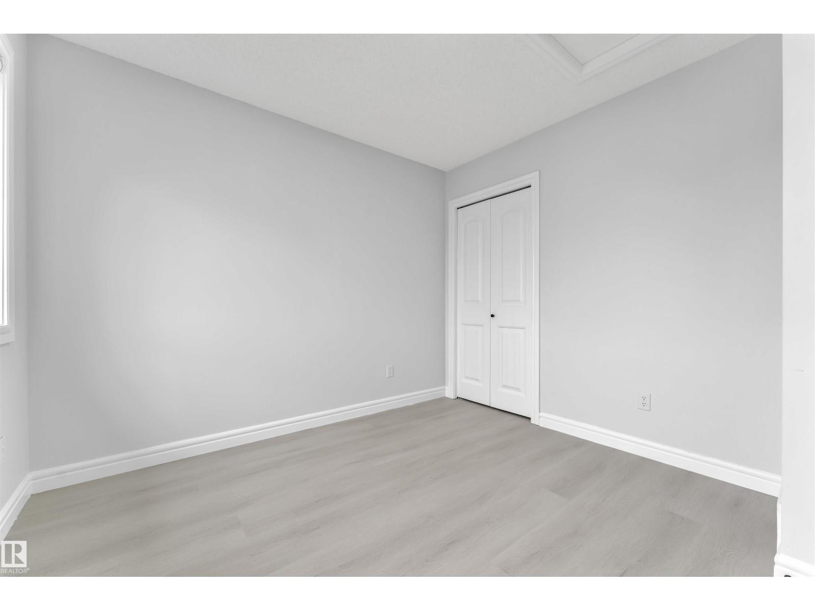 Photo 28 of 4110 157 A Av Nw, Edmonton AB