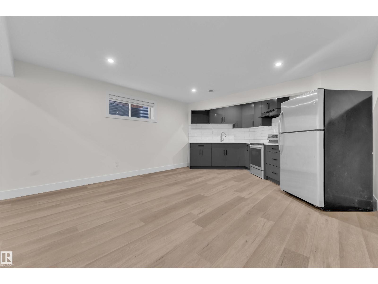 Photo 40 of 4110 157 A Av Nw, Edmonton AB