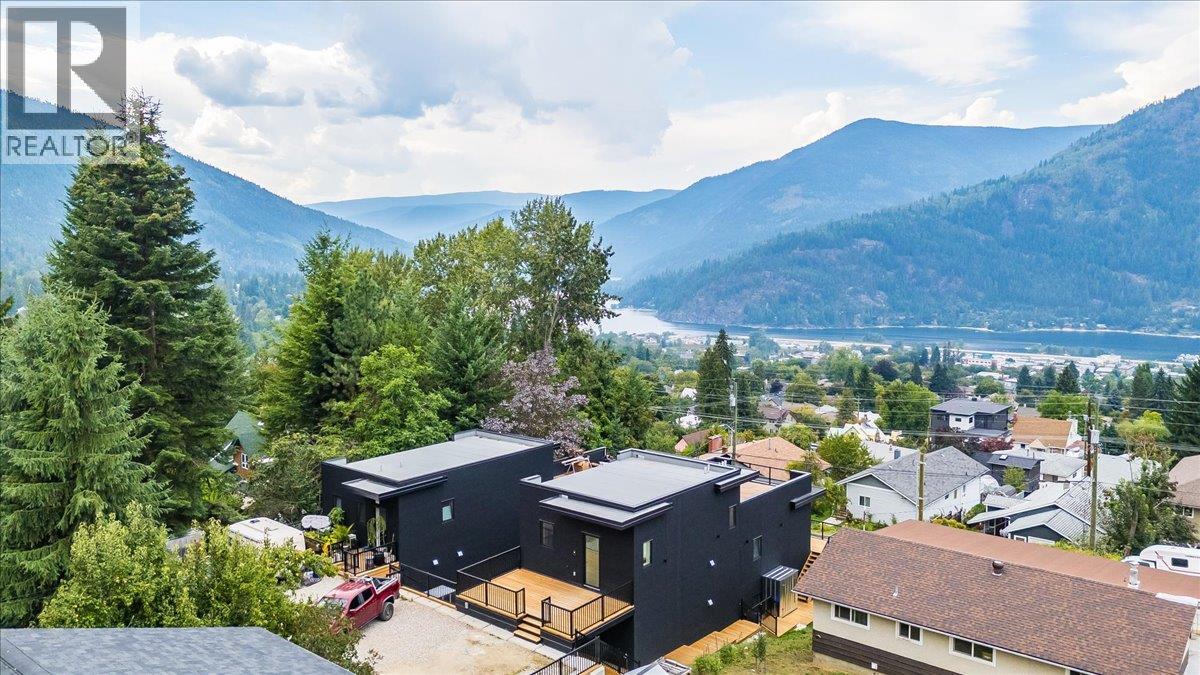 Photo 5 of C 620 Richards Street, Nelson BC