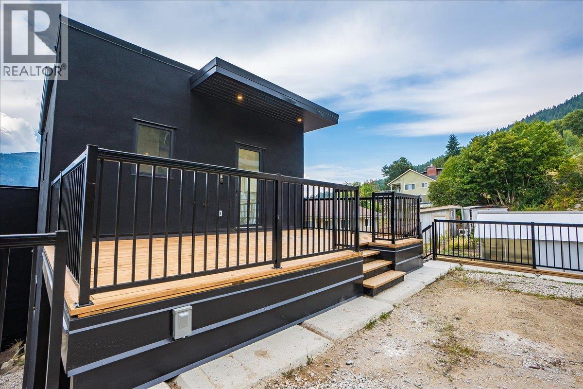 Photo 43 of C 620 Richards Street, Nelson BC