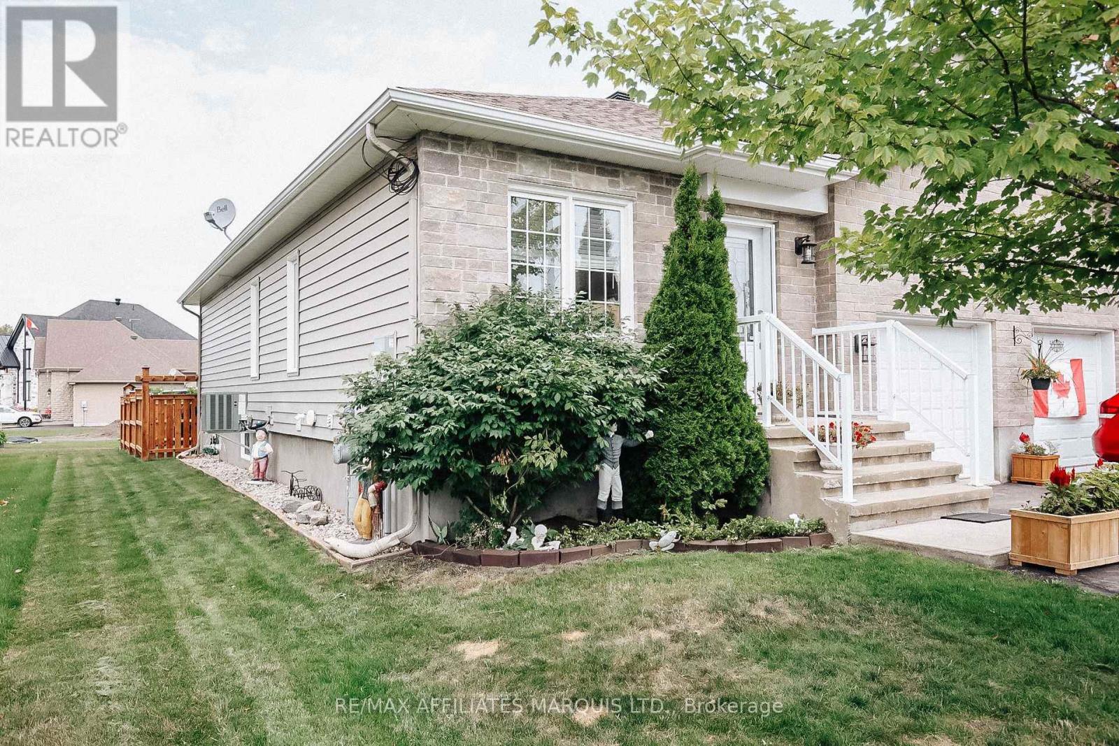 Photo 1 of 133 St George Street E, North Glengarry ON
