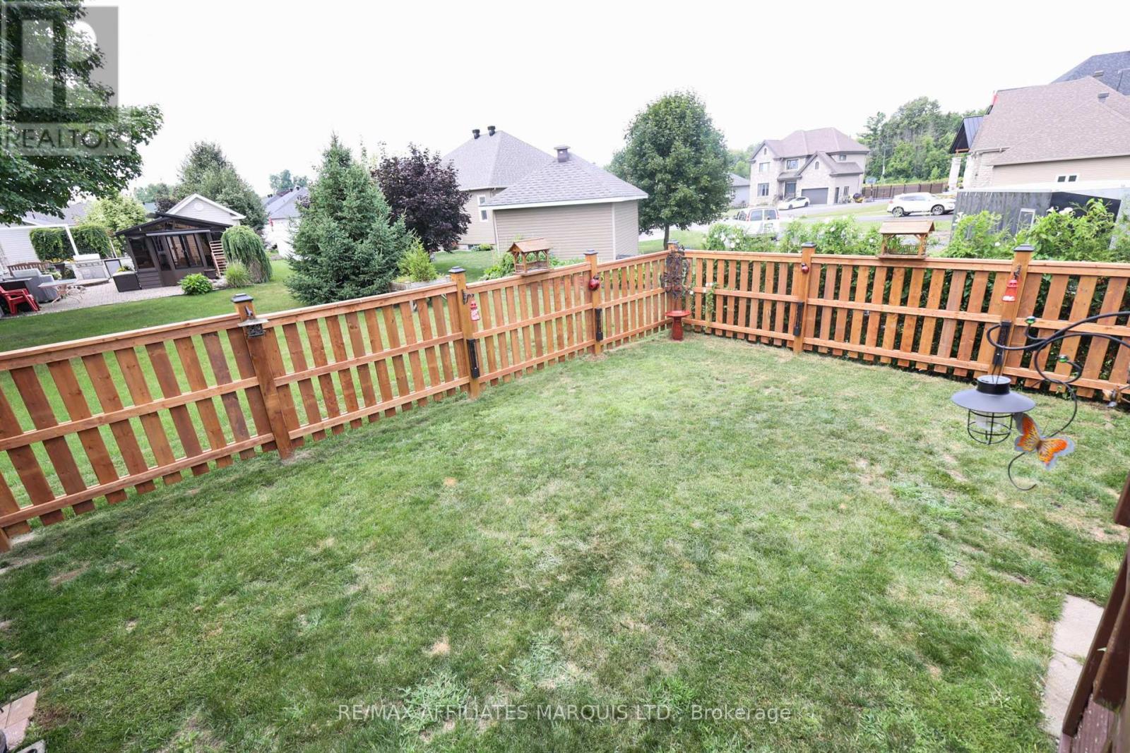 Photo 27 of 133 St George Street E, North Glengarry ON