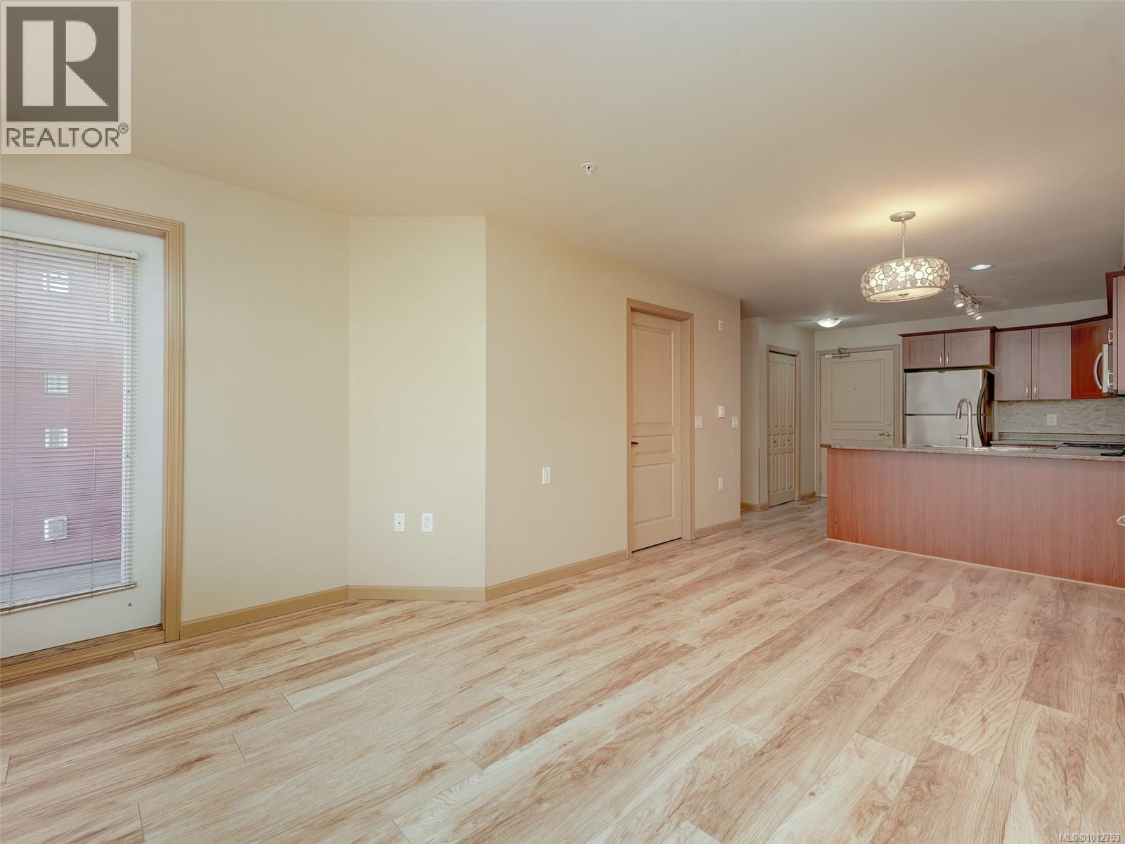 Photo 6 of 306 663 Goldstream Ave, Langford BC