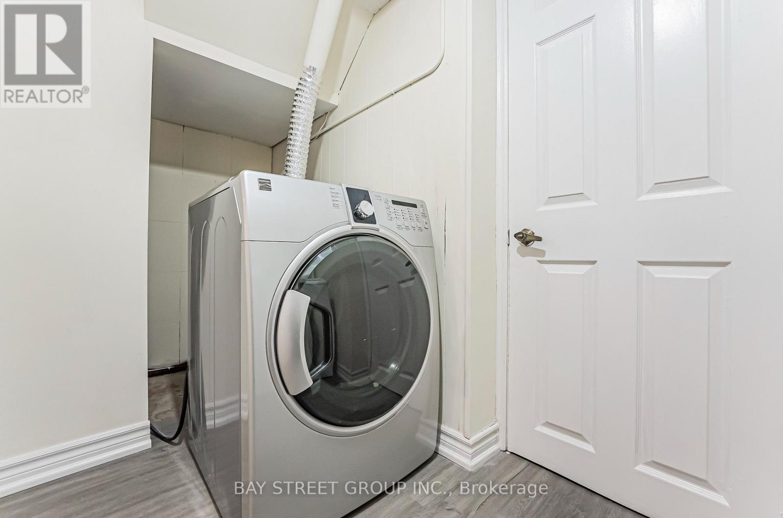 Photo 29 of 51 Rockport Crescent, Richmond Hill ON