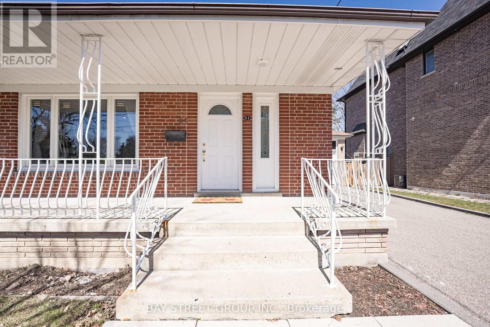 Photo 34 of 51 Rockport Crescent, Richmond Hill ON