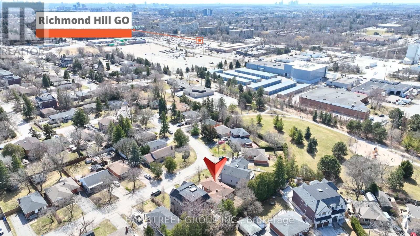 Photo 38 of 51 Rockport Crescent, Richmond Hill ON