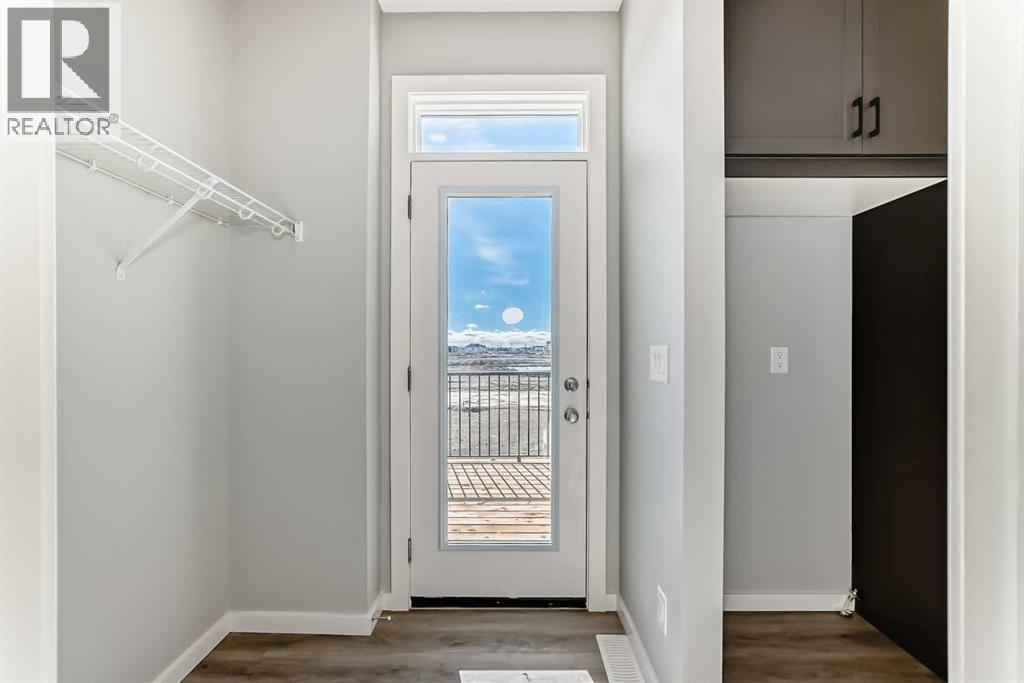 Photo 19 of 8 Starling Place Nw, Calgary AB