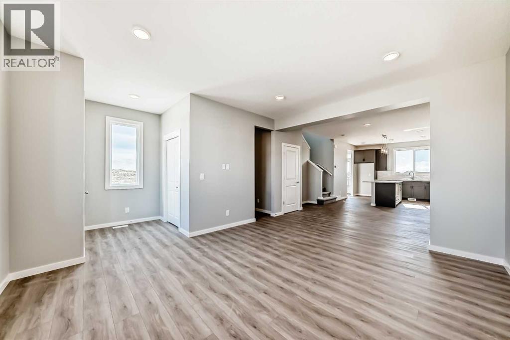 Photo 17 of 8 Starling Place Nw, Calgary AB