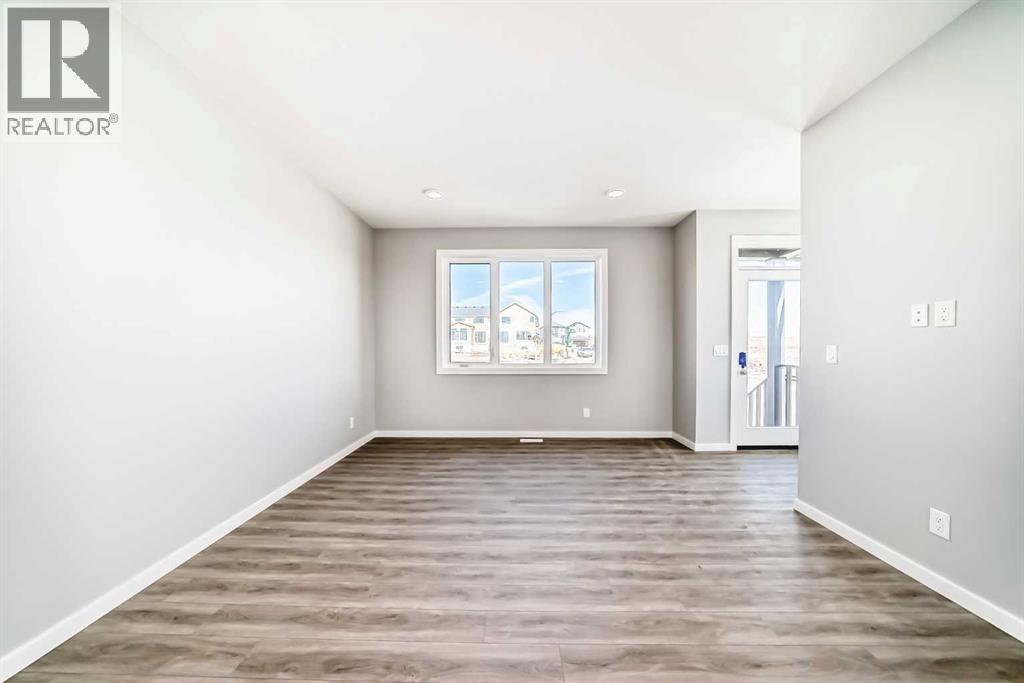 Photo 14 of 8 Starling Place Nw, Calgary AB