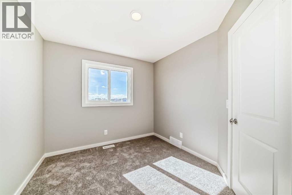 Photo 30 of 8 Starling Place Nw, Calgary AB