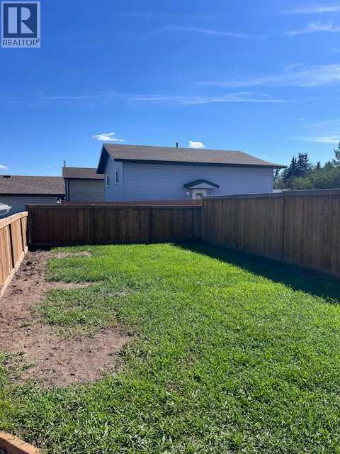 Photo 26 of 98 Westview Crescent, Blackfalds AB