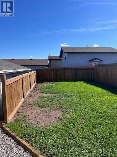 Photo 28 of 98 Westview Crescent, Blackfalds AB