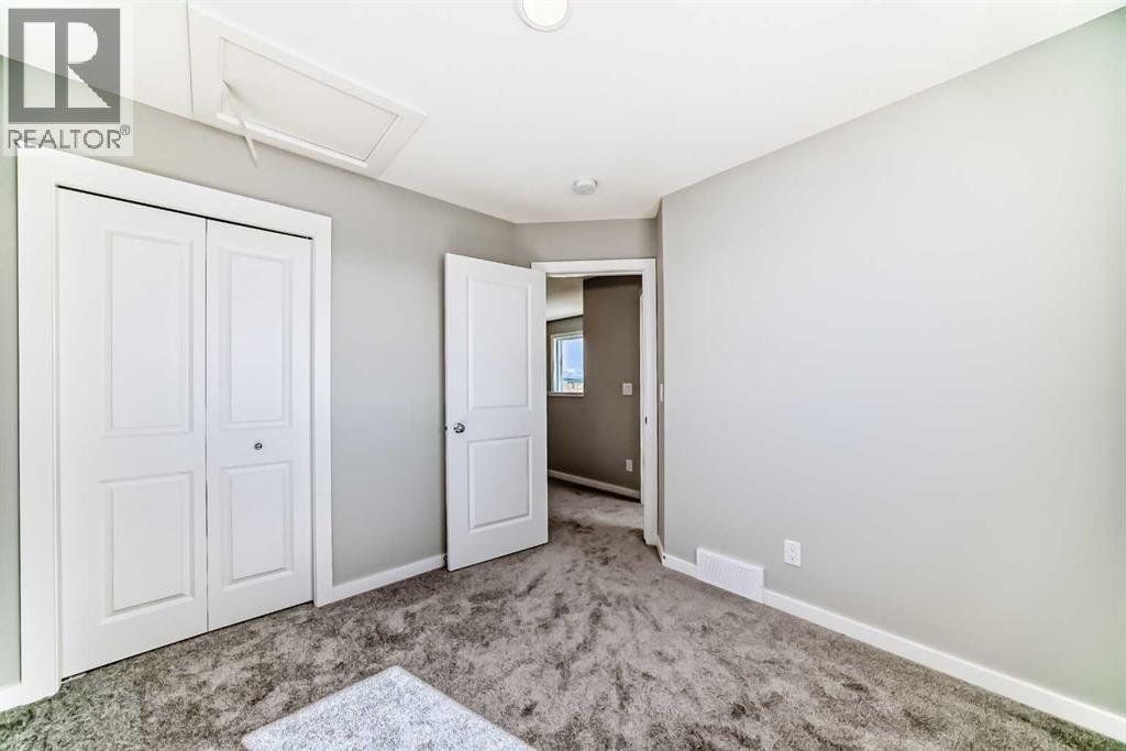 Photo 34 of 8 Starling Place Nw, Calgary AB