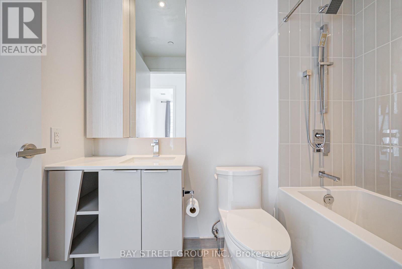 Photo 17 of 3207 3900 Confederation Parkway, Mississauga ON