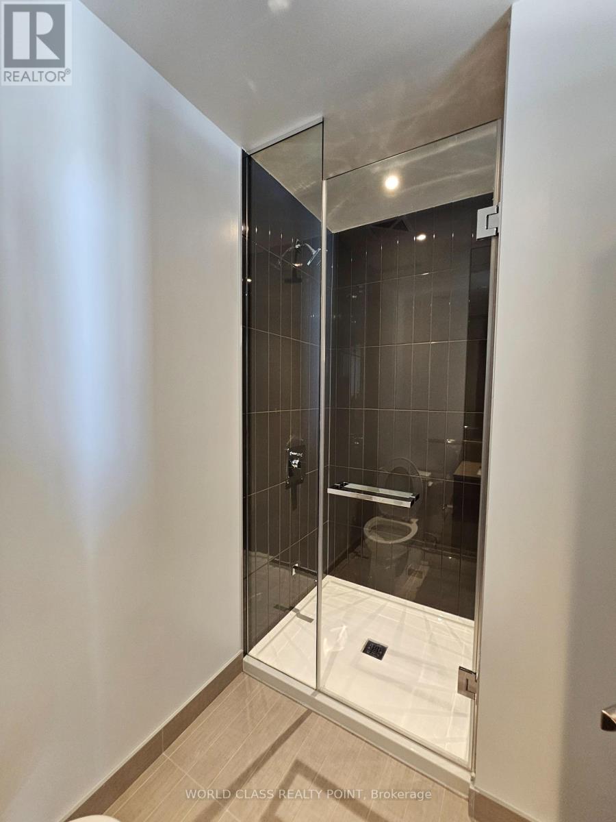 Photo 10 of 530 3900 Confederation Parkway, Mississauga ON