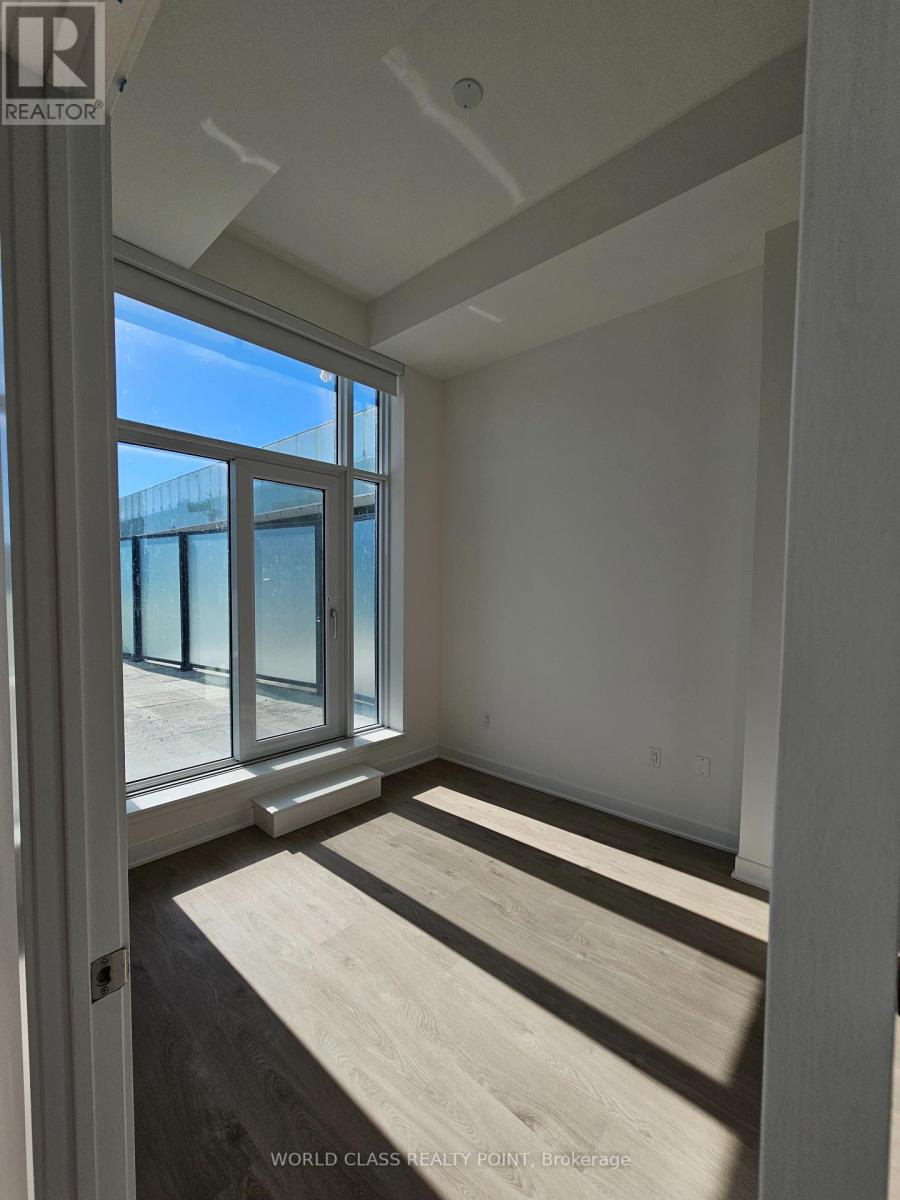 Photo 11 of 530 3900 Confederation Parkway, Mississauga ON