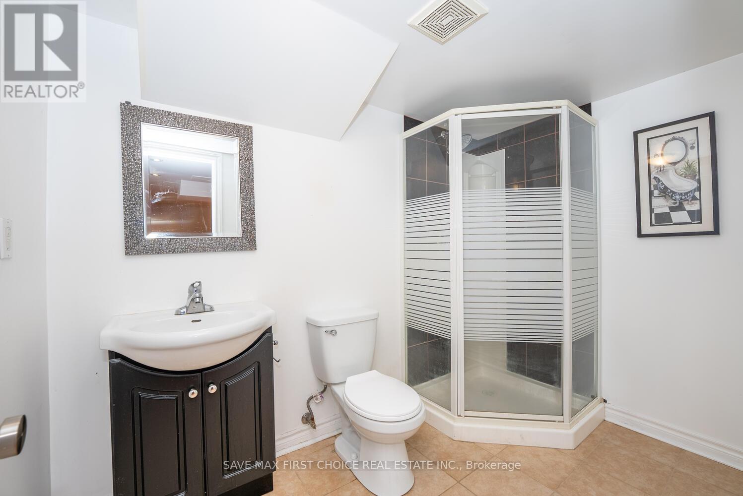 Photo 12 of 5763 Raftsman Cove, Mississauga ON
