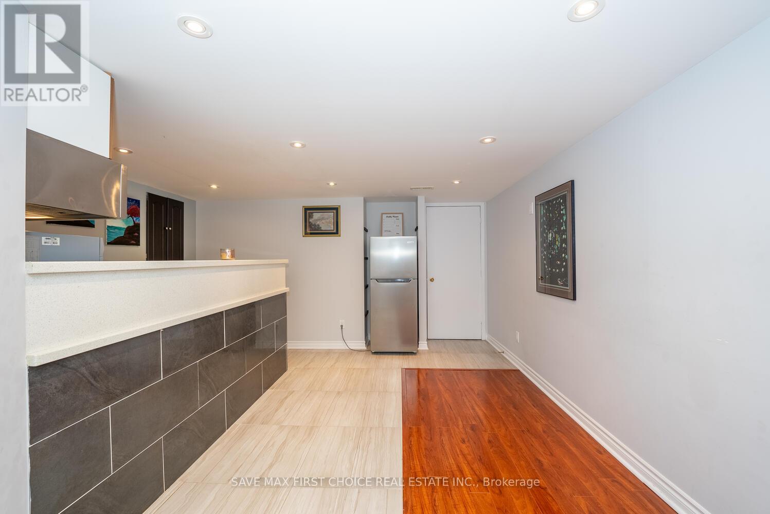 Photo 19 of 5763 Raftsman Cove, Mississauga ON