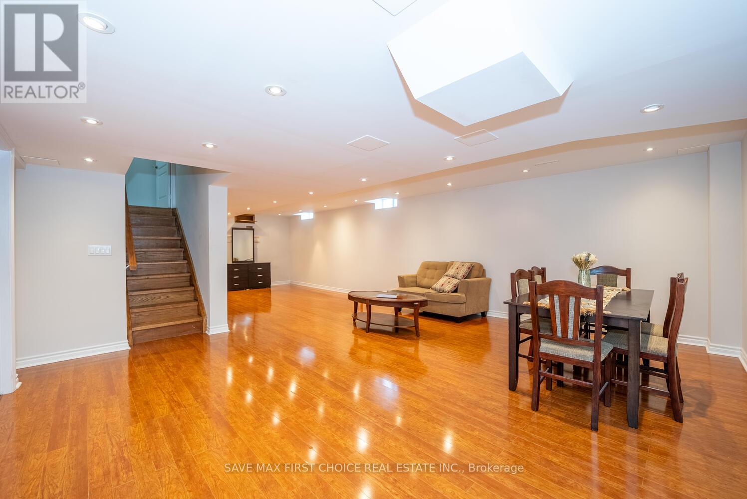 Photo 6 of 5763 Raftsman Cove, Mississauga ON