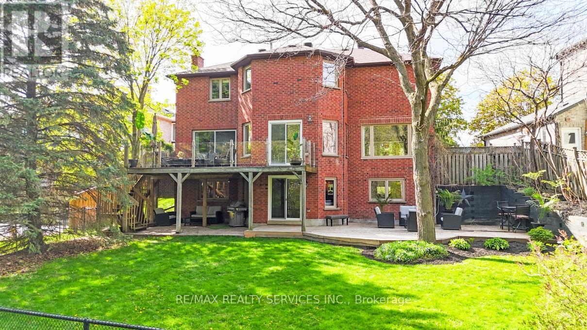 Photo 31 of 25 Brookbank Court, Brampton ON