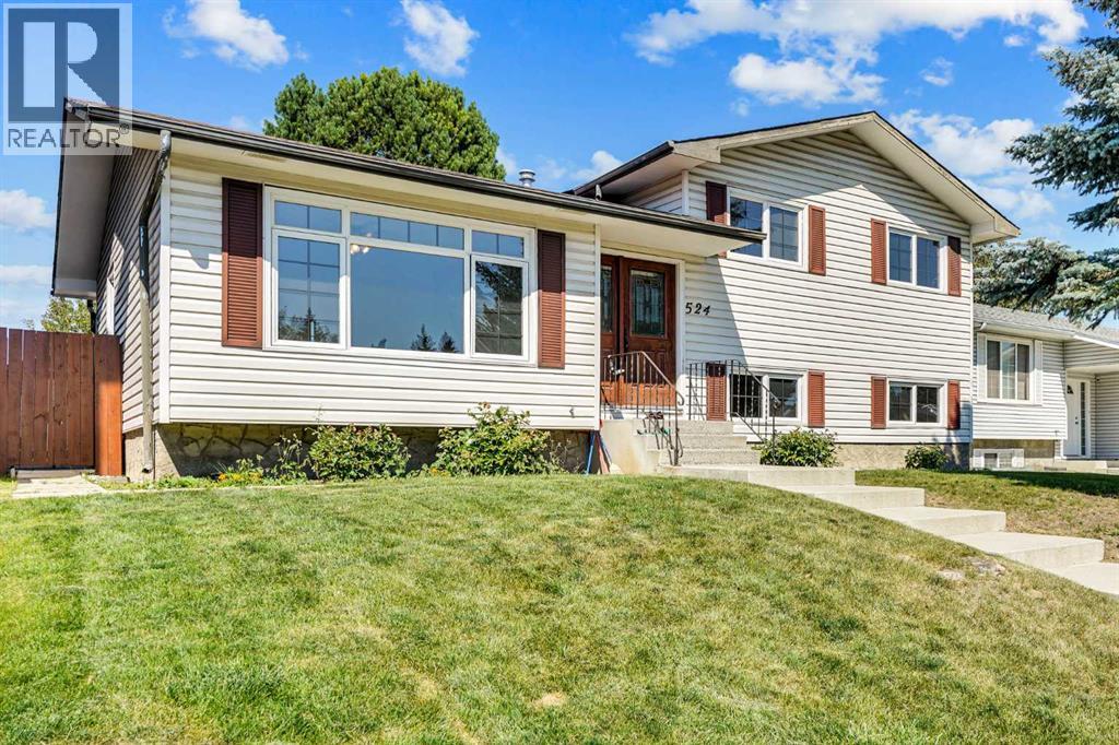 Photo 1 of 524 Whitehorn Way Ne, Calgary AB