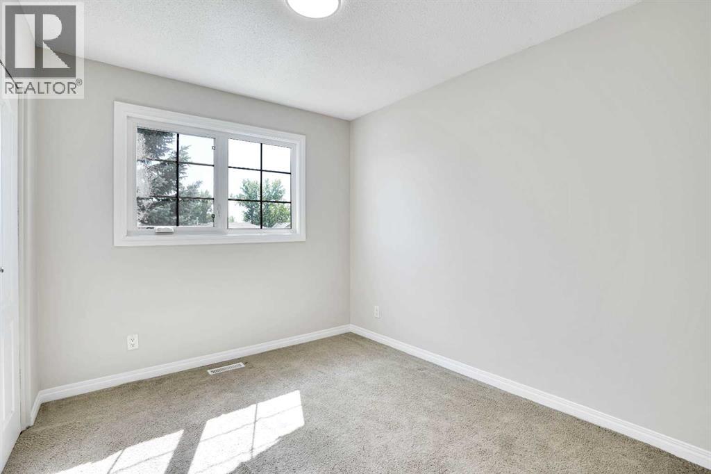 Photo 27 of 524 Whitehorn Way Ne, Calgary AB