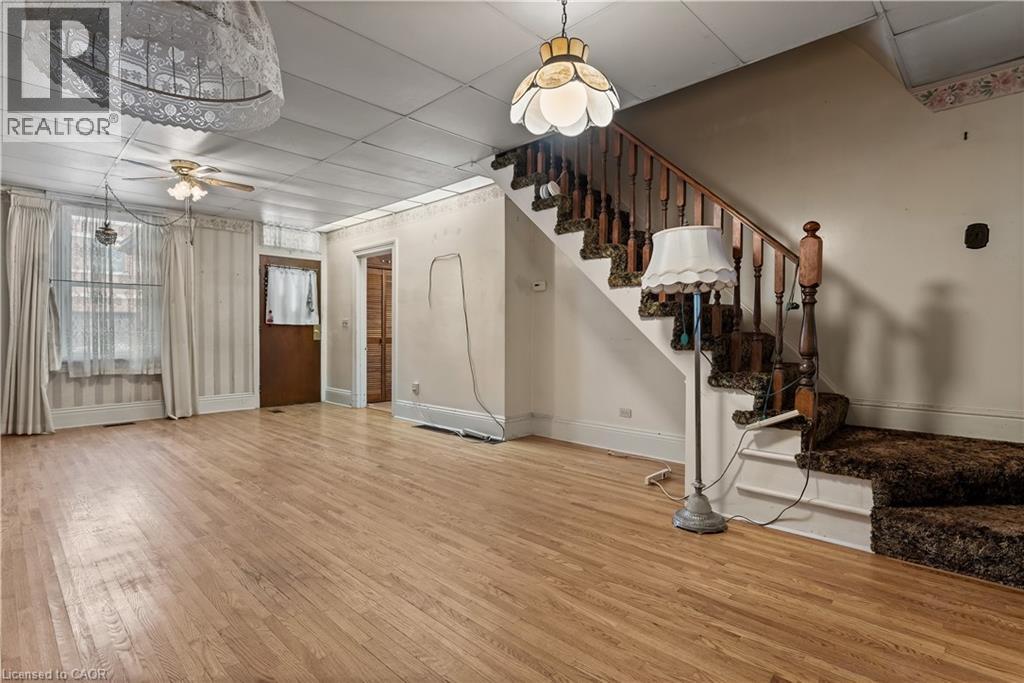 Photo 11 of 224 East Avenue N, Hamilton ON