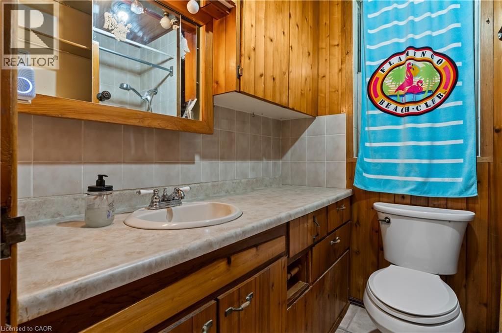 Photo 16 of 224 East Avenue N, Hamilton ON