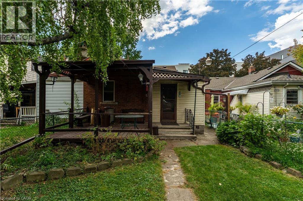 Photo 29 of 224 East Avenue N, Hamilton ON