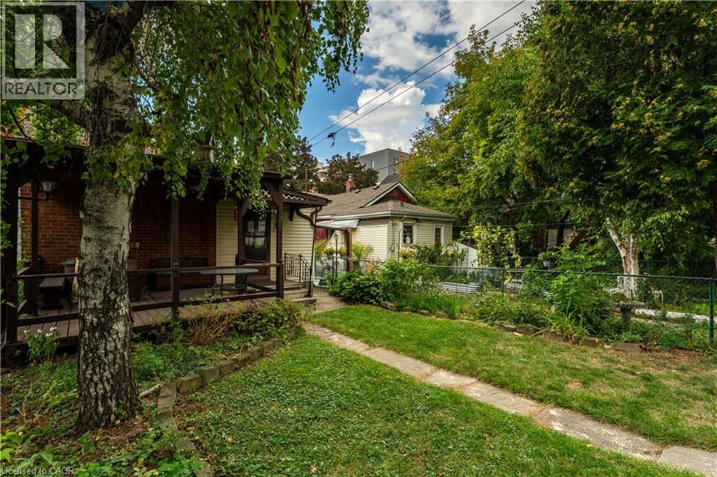 Photo 30 of 224 East Avenue N, Hamilton ON