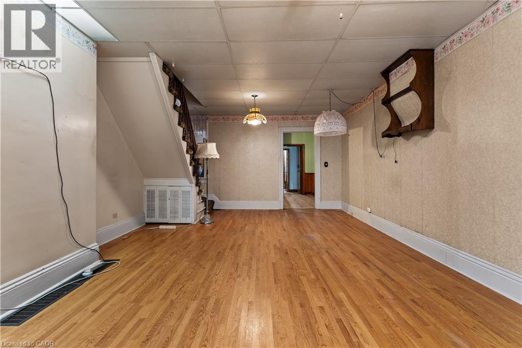Photo 8 of 224 East Avenue N, Hamilton ON