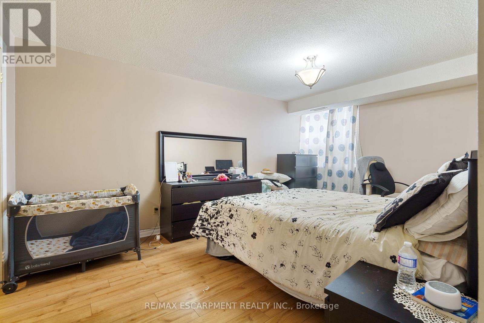 Photo 15 of 218 500 Green Road, Hamilton ON