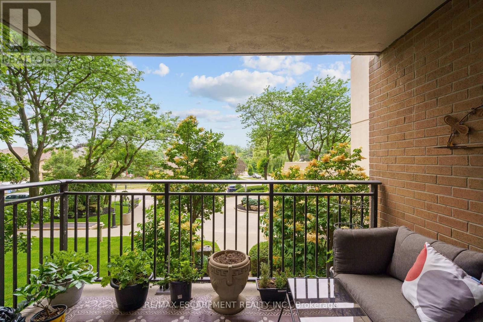 Photo 17 of 218 500 Green Road, Hamilton ON