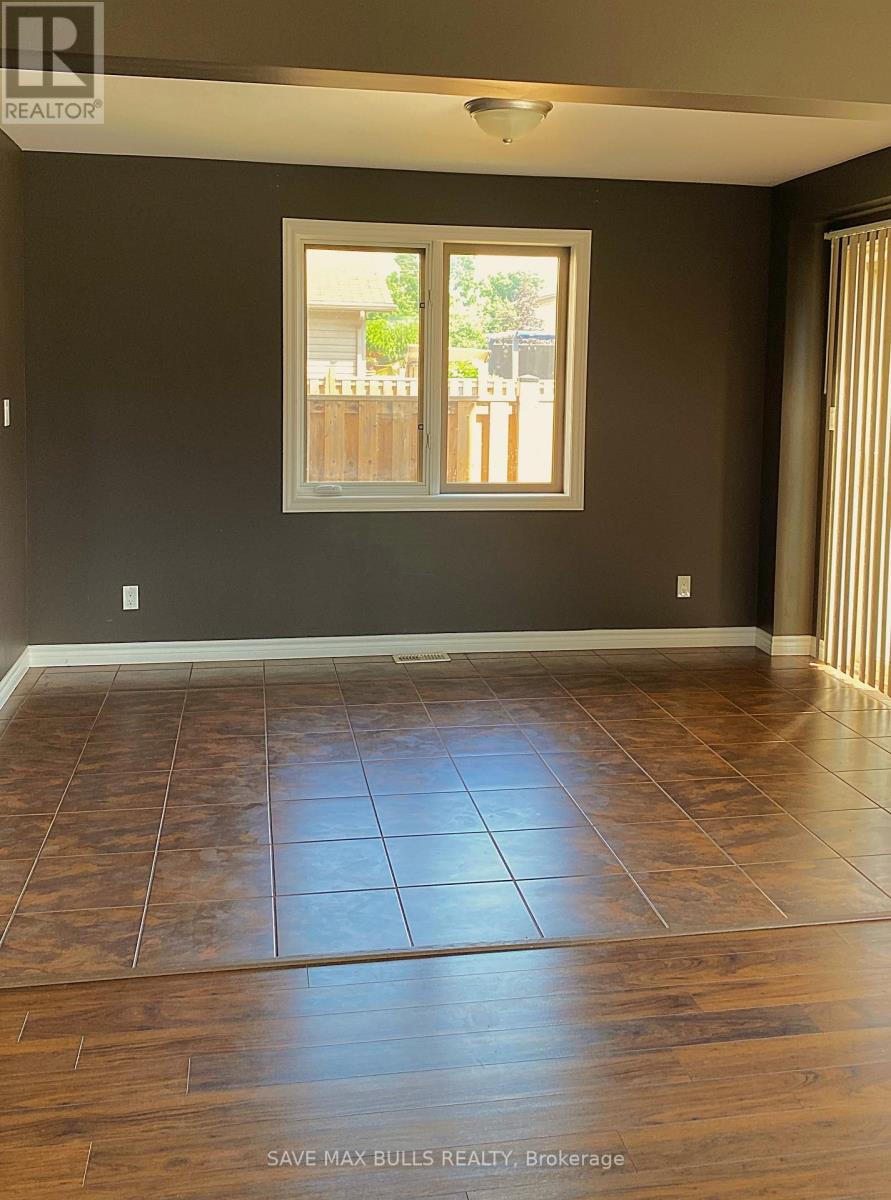 Photo 14 of 58 Wilkes Street, Brantford ON